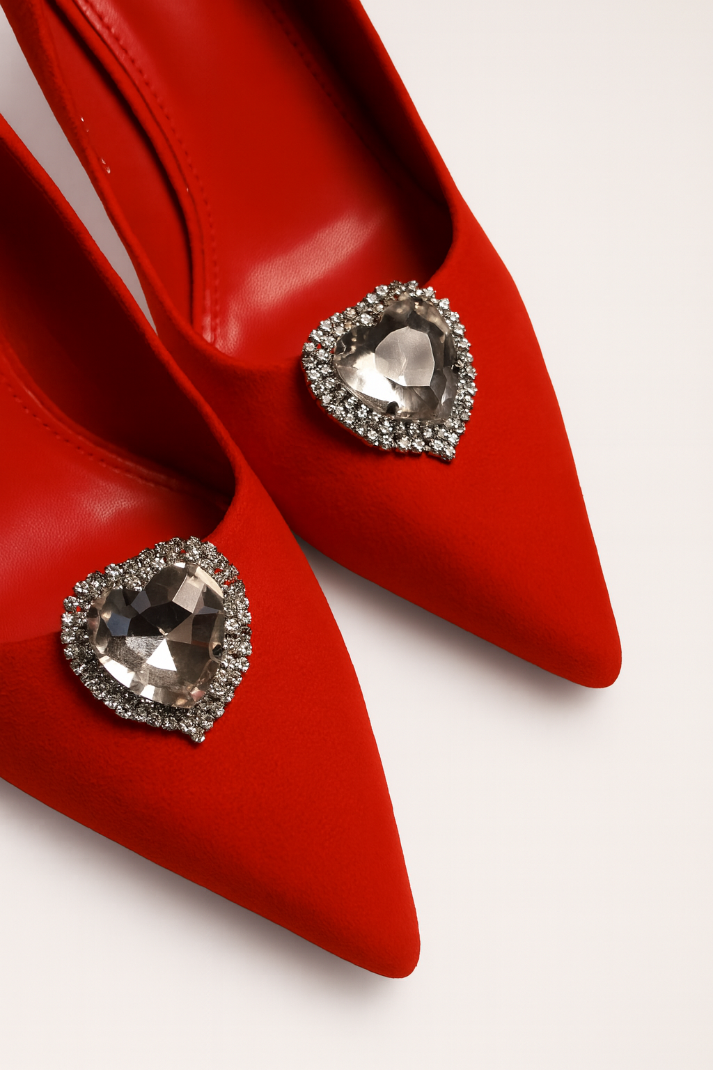 Clara Heart Shoe Clip