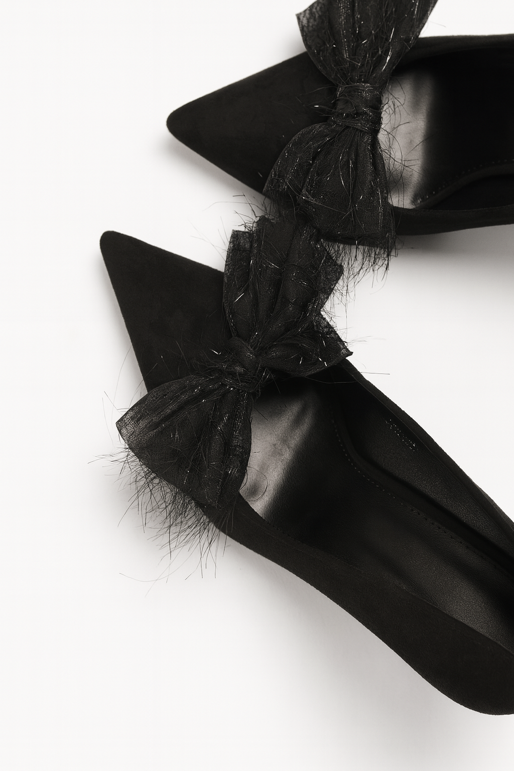Noirae Shoe Clip