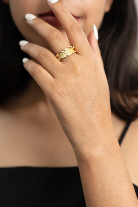 Feather Whirl Ring