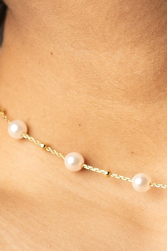 Gold Beaded Pearl Necklace
