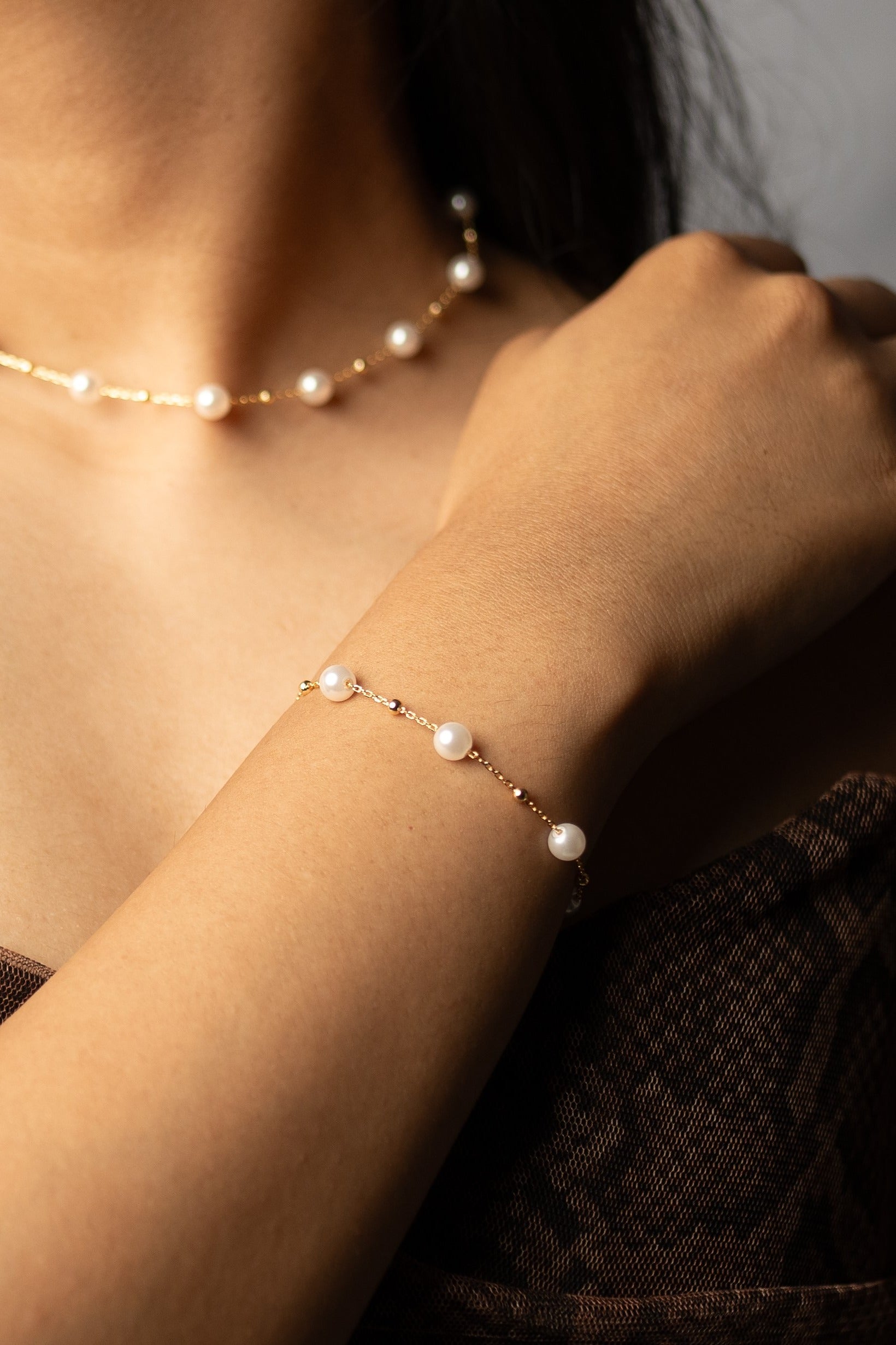 Gold Beaded Pearl Bracelet