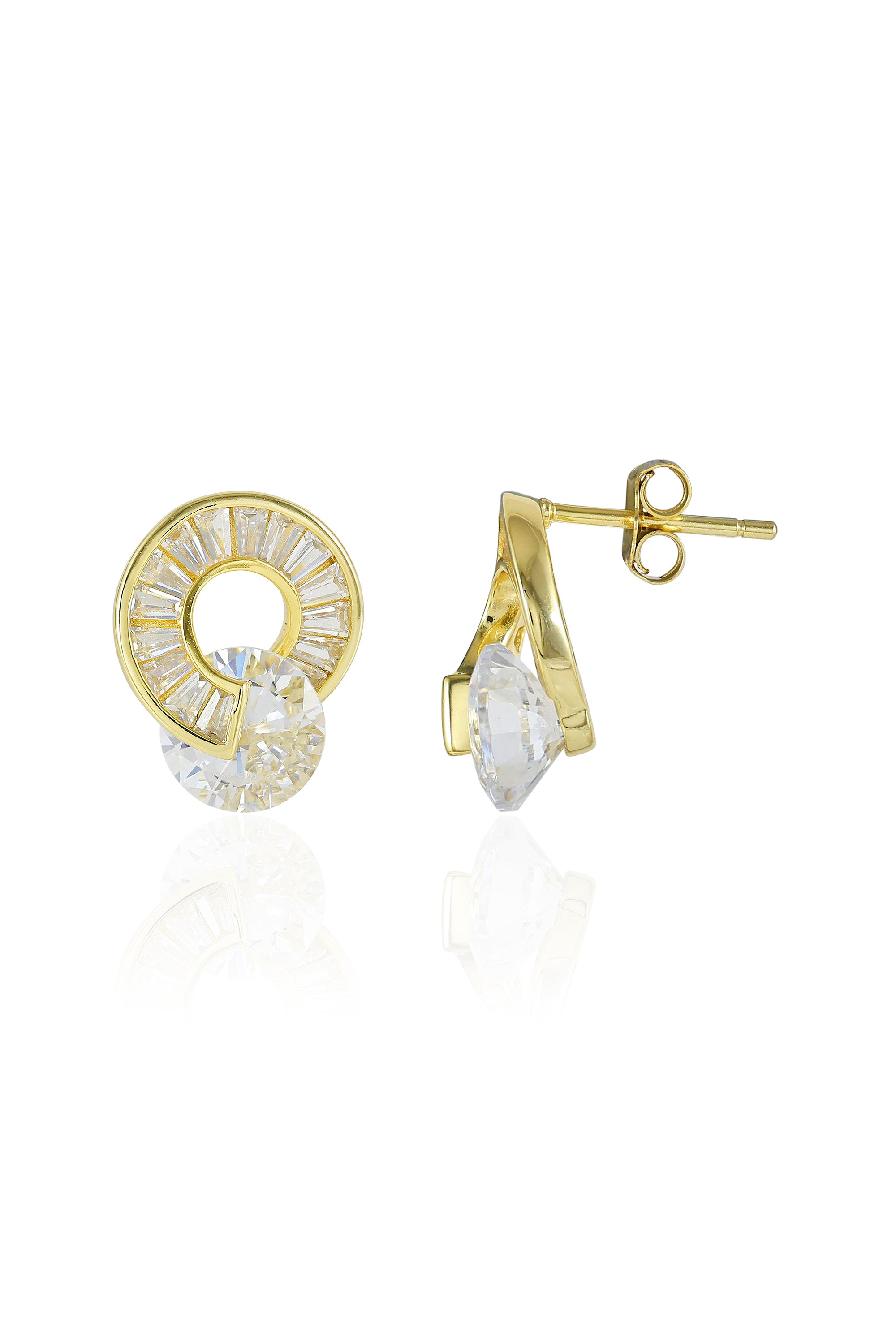 Diamond Circle Gold Stud Earrings