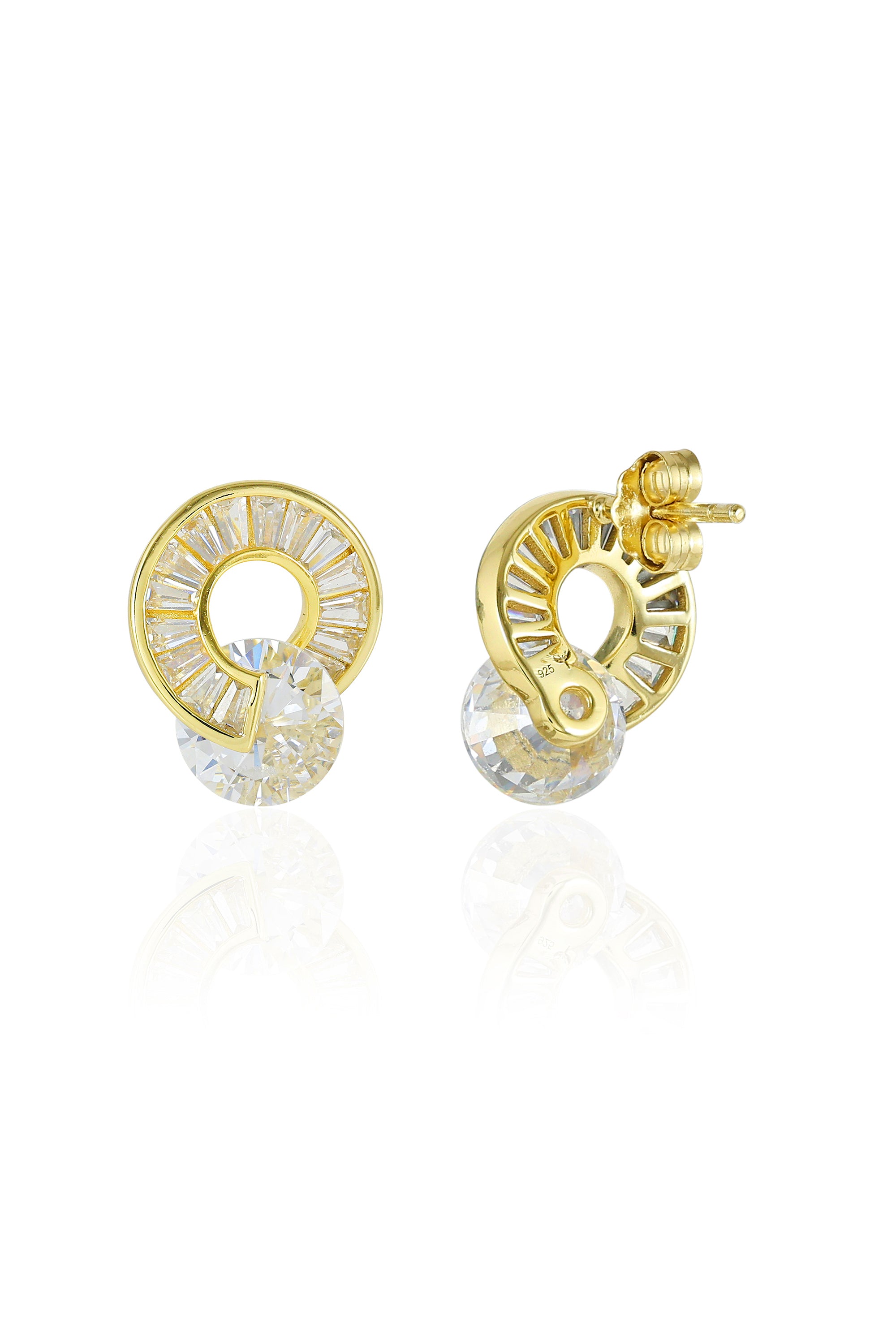 Diamond Circle Gold Stud Earrings
