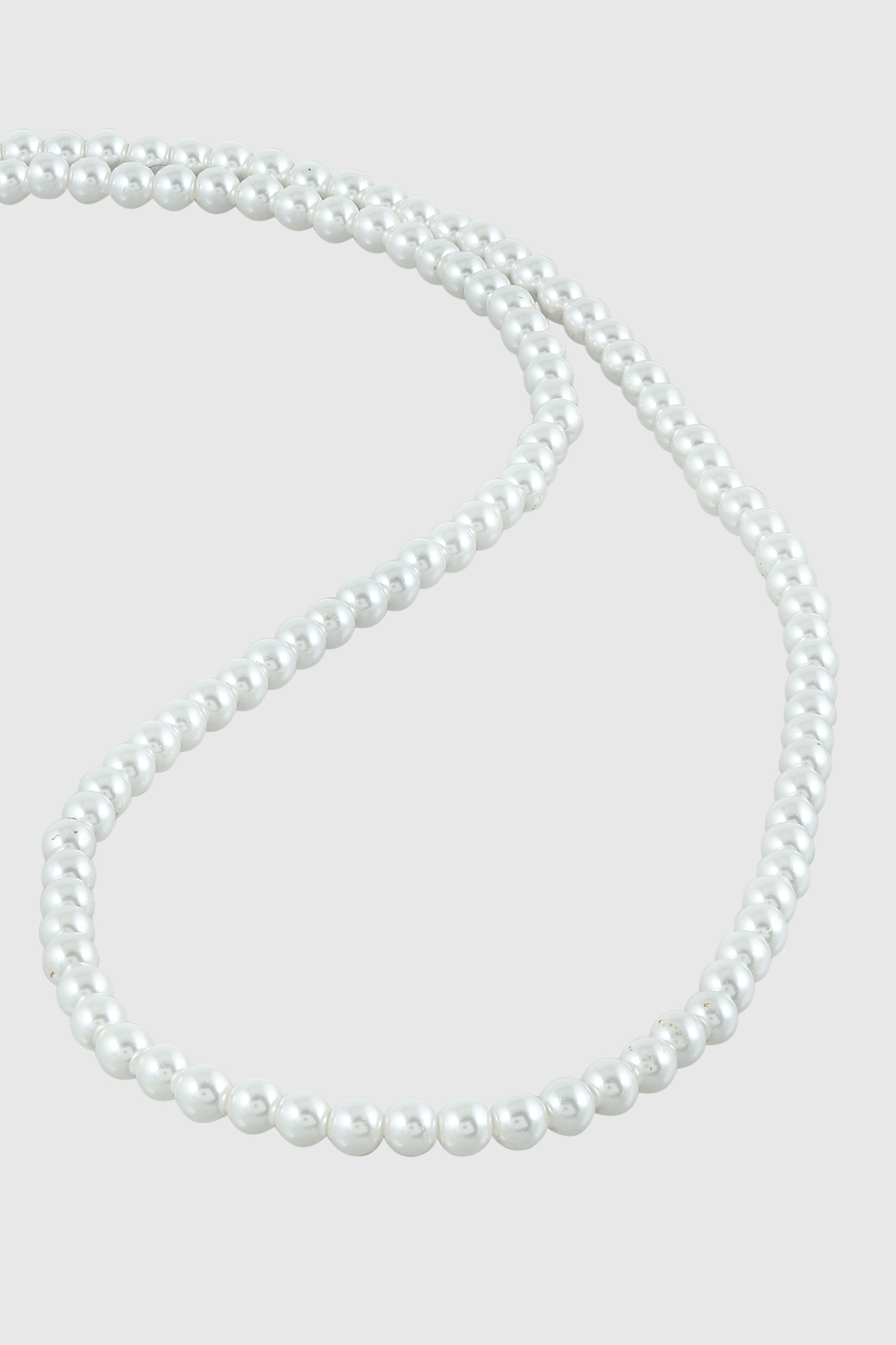 Classic Pearl Necklace