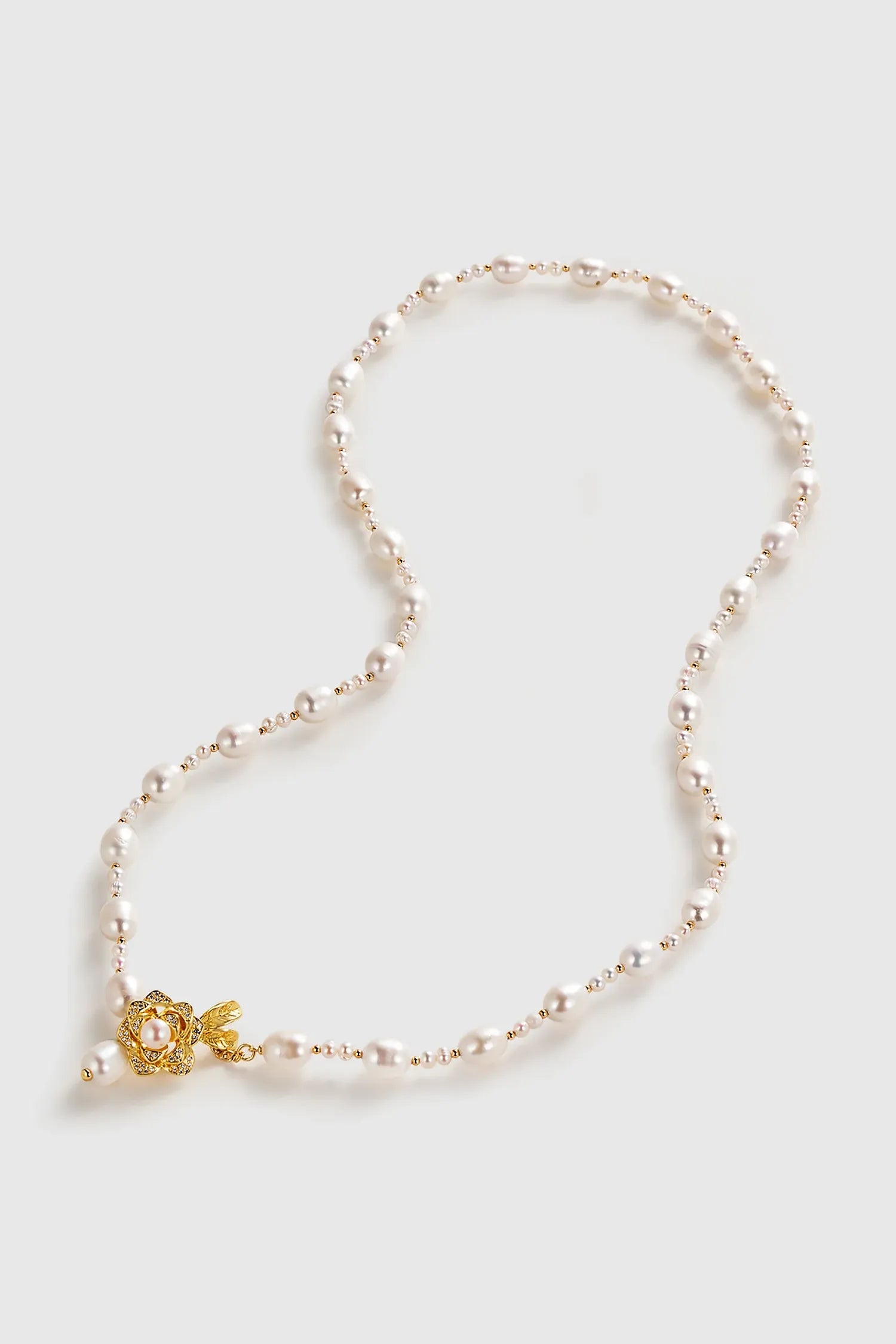 Adjustable Flower Pearl Necklace